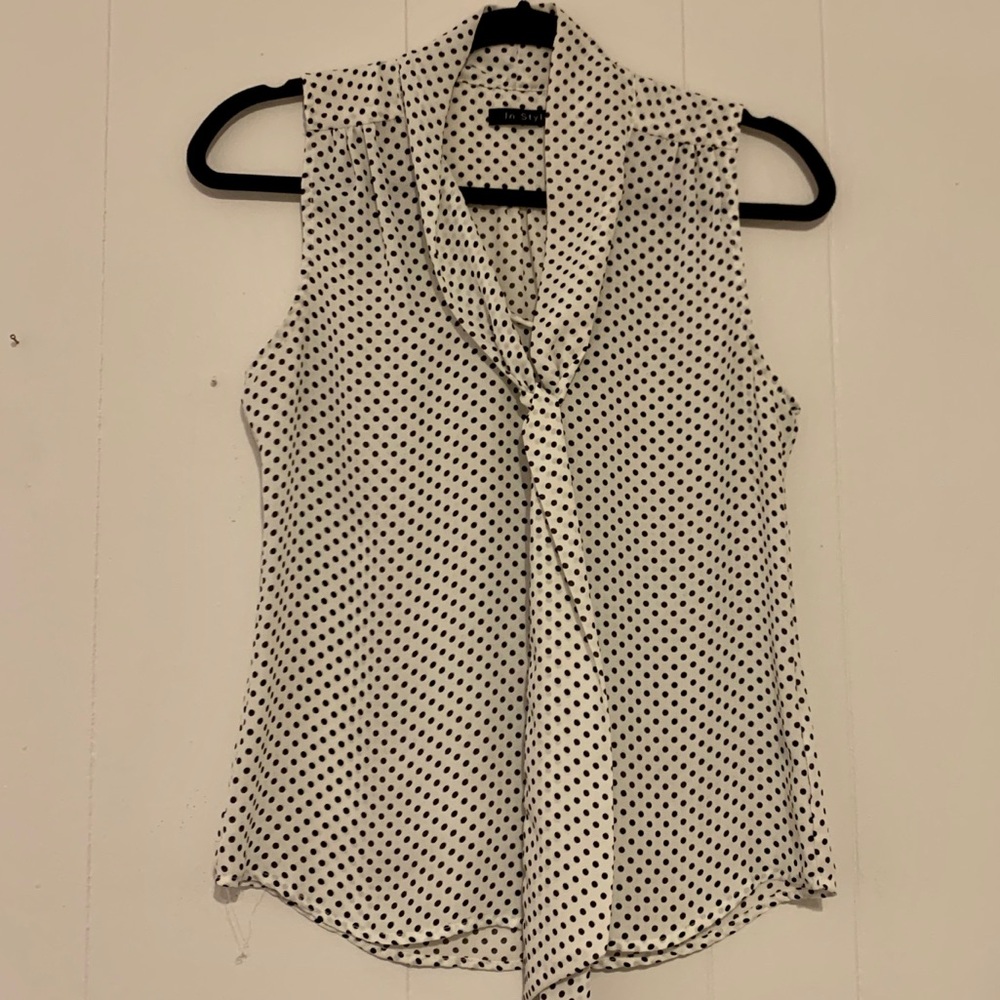 Black and white polka dot sleeveless blouse small